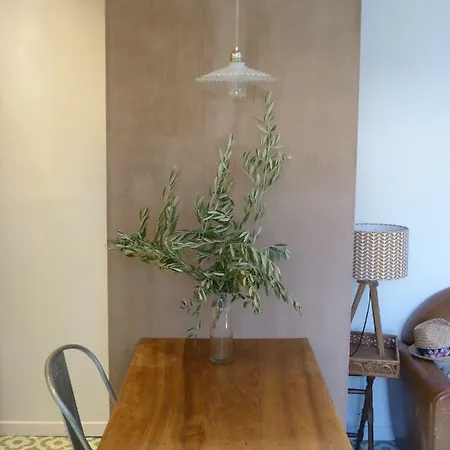 La Summer House Avec Jardin 2* Αρλ