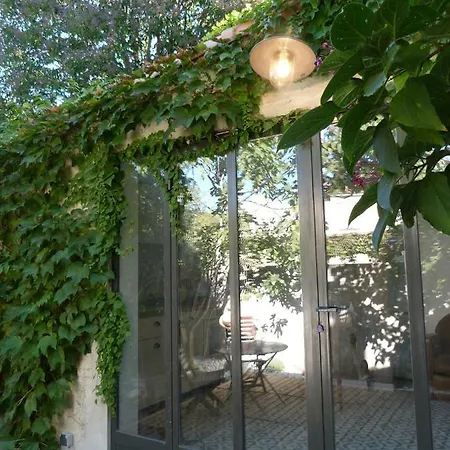 La Summer House Avec Jardin Αρλ