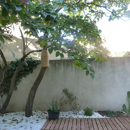 La Summer House Avec Jardin Πανσιόν Αρλ