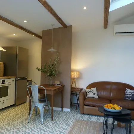 La Summer House Avec Jardin Πανσιόν Αρλ